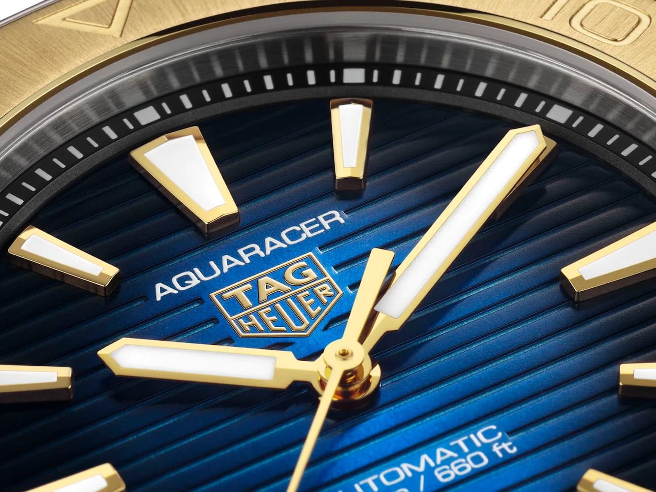 Оригинальные часы TAG Heuer TAG Heuer Aquaracer Professional 200 WBP2150.FT6210 механические калибр механизма calibre 5 общий вид