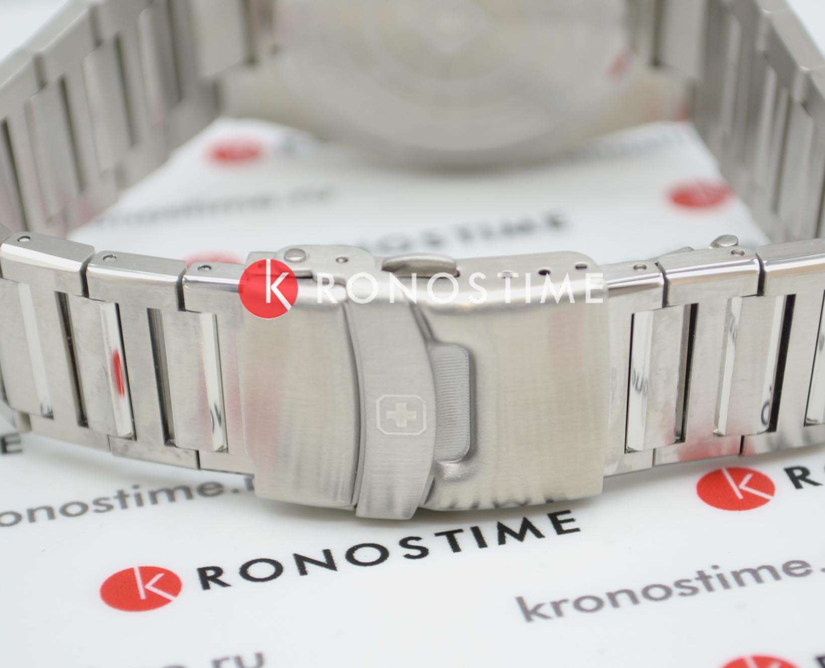 Swiss Military Hanowa Swiss Military Hanowa Sonoran SMWGH2101903  - задняя крышка металл сталь корпуса, швейцария часы