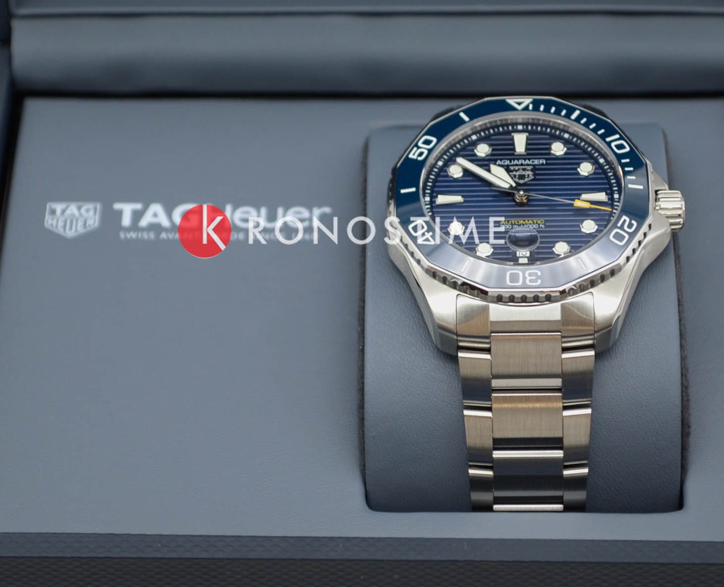 TAG Heuer TAG Heuer Aquaracer Professional 300 WBP201B.BA0632 - наручные мужские часы наручные часы в перспективе синий циферблат