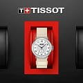 Часы Tissot Heritage Memphis Lady T104.228.16.012.00 фото 3
